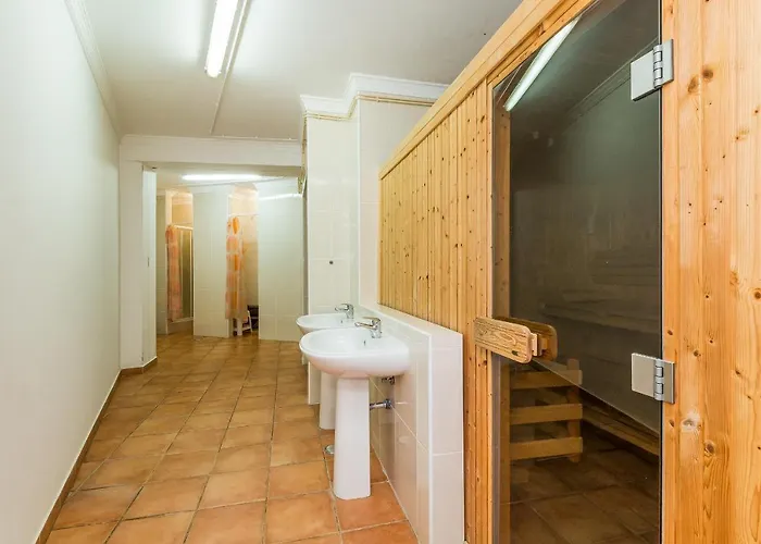 Vandalou By Alzira Apartmán *